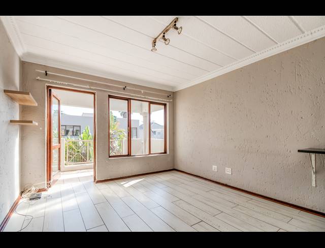 2 BEDROOM APARTMENT RENTED IN NORWOOD